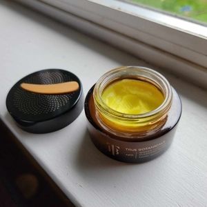 True Botanicals Cleansing Balm
